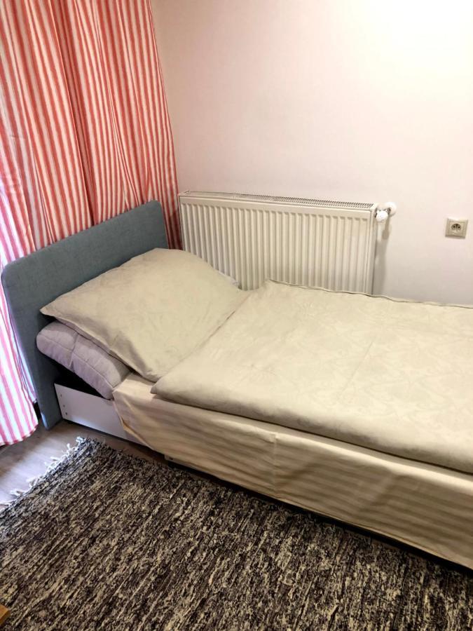 Appartamento Gazdovsky Dvor Peter Jurky Vasilov Esterno foto